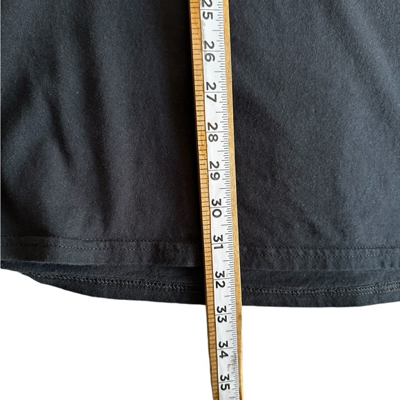 WEDNESDAY MEN’S WEDNESDAY WE ALL HAVE A DARK SIDE T-SHIRT SZ XL - Picture 7 of 7